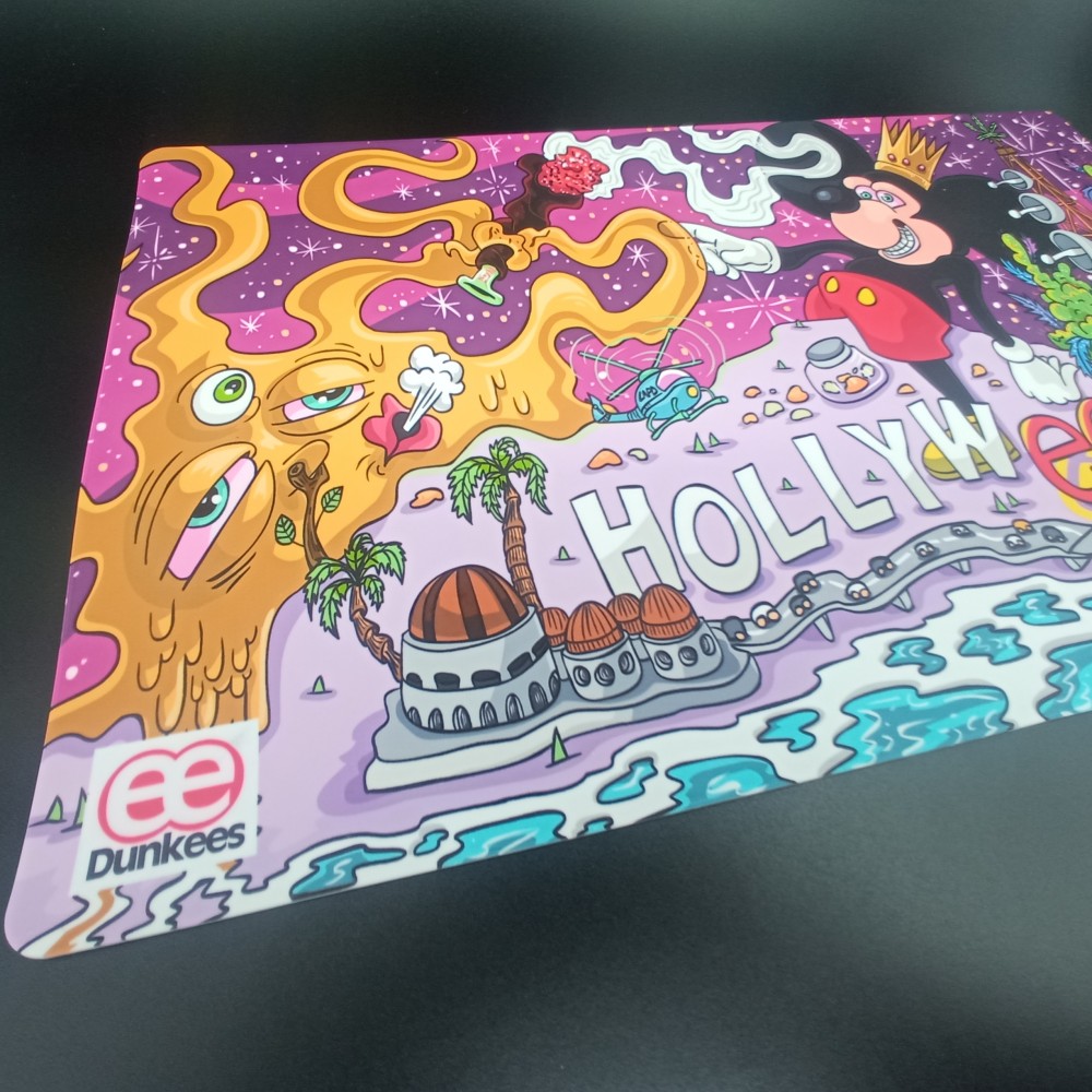 Hollyweed Silicone Dab Mat by Dunkees - 44cm x 28cm